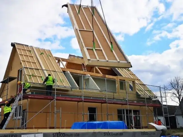 surlvation de construction en ossature bois